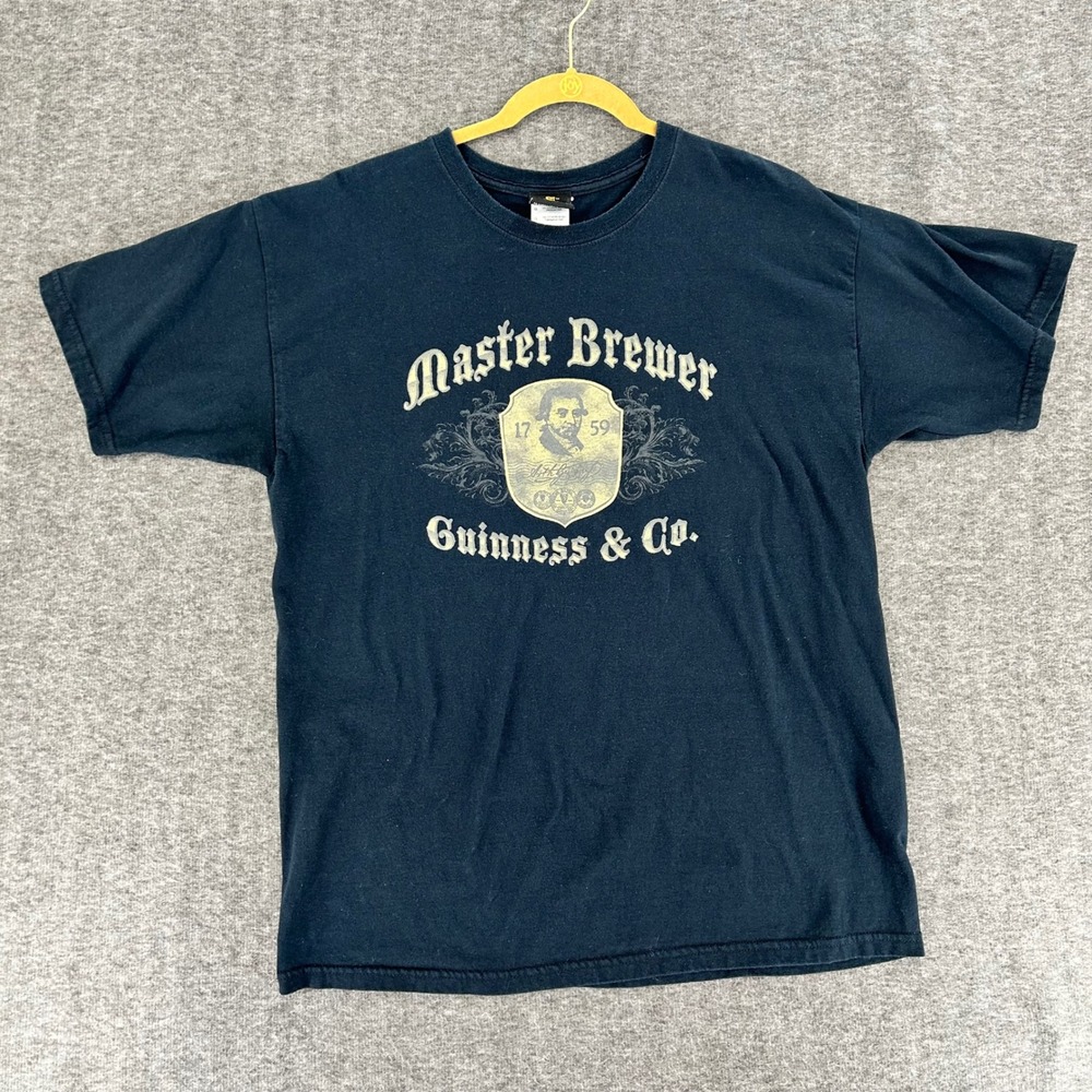 Guinness Master Brewer Mens Black Graphic T-Shirt Large Arthur Guinness Co Logo